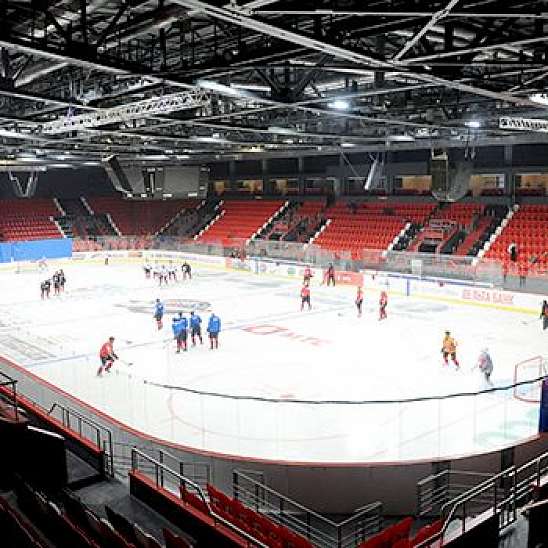 Арена "Дружба" готується прийняти матчі "Відкритого Кубка Донбасу" і КХЛ