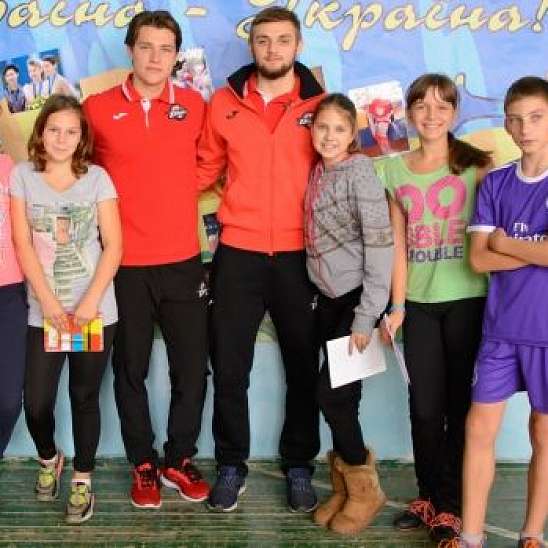 Свищев и Григорьев провели занятия в школе Константиновки