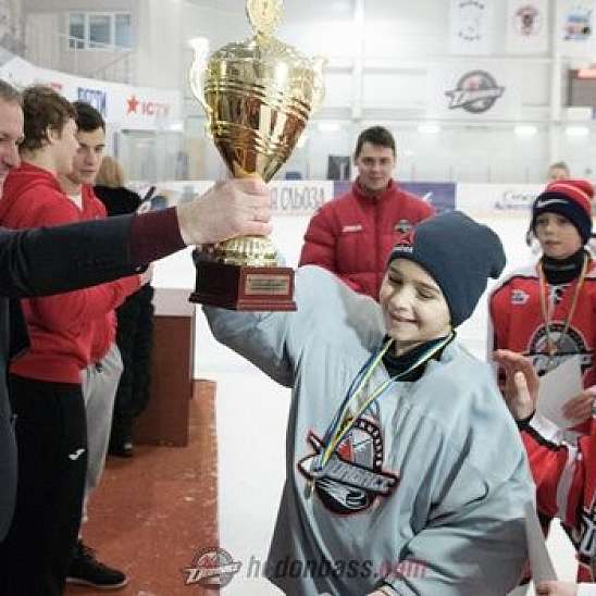 Дружковка в золоте – завершился турнир Золотая шайба Донбасса