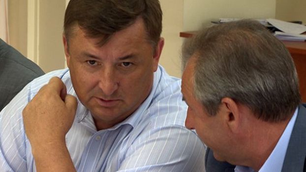 Анатолий Брезвин переизбран на пост президента ФХУ