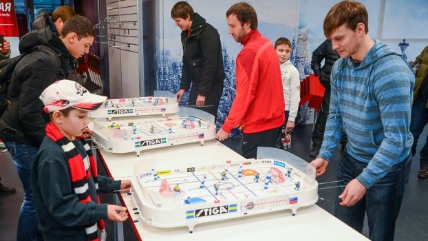 ХК "Донбасс" проведет турнир по настольному хоккею на Кубок "XSport"