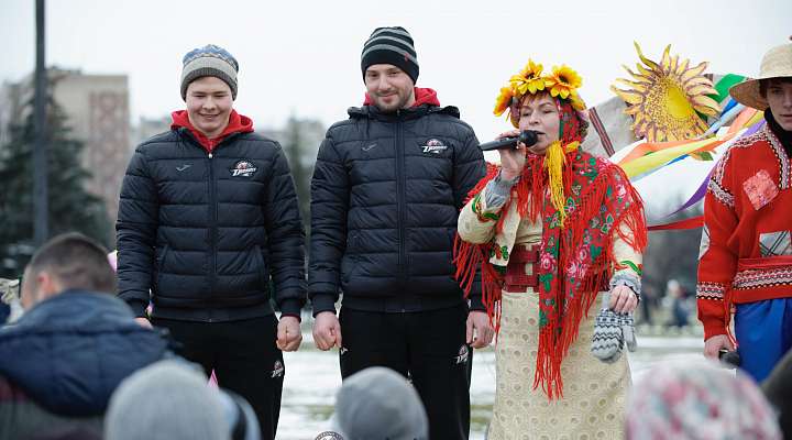 ХК "Донбасс" на ярмарке в честь масленицы 27.02.2017