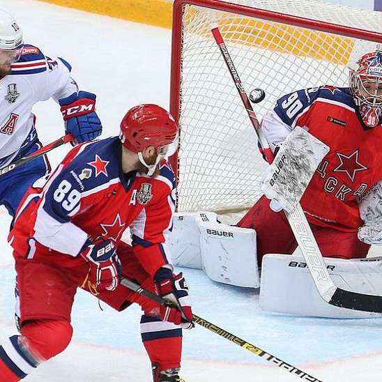 ЦСКА снова победил СКА на домашнем льду и вышел вперед в финале Запада