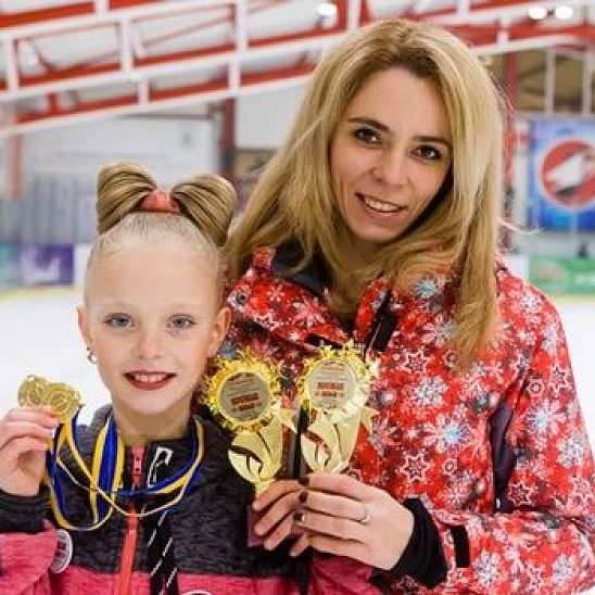 Фигуристы ДЮСШ ХК Донбасс привезли шесть медалей из Кременчуга
