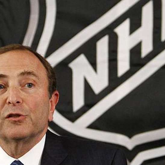 Беттмэн: "Совет директоров НХЛ одобрил объявление локаута"