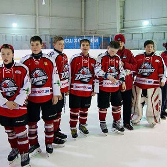 Донбасс 2004 побеждает в двух товарищеских матчах в Белоруссии