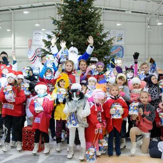 Новогодний марафон ХК Донбасс посетили жители Краматорска и Славянска