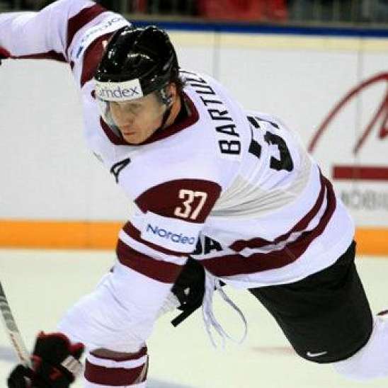 Латвия вырывает победу у Казахстана