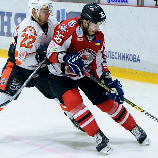 «Донбасс» уступил «Кременчуку» в четвертом матче финала УХЛ. Счет в серии сравнялся